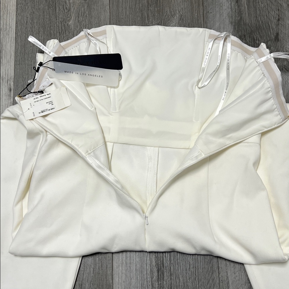 Black Halo woman’s Strapless pants romper/ white-cream / size 4 NWT - Picture 6 of 16